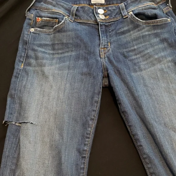 Hudson Jeans, Ginny Crop w/ cuffs, Size 28 - Picture 6 of 8